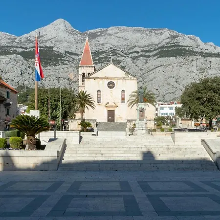 Center Roza
